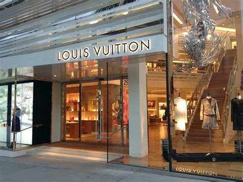 louis vuitton store locations|louis vuitton factory outlet clearance.